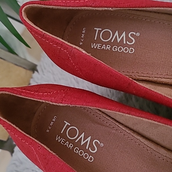 Toms Wedge Sandals ❤️ - Picture 4 of 10